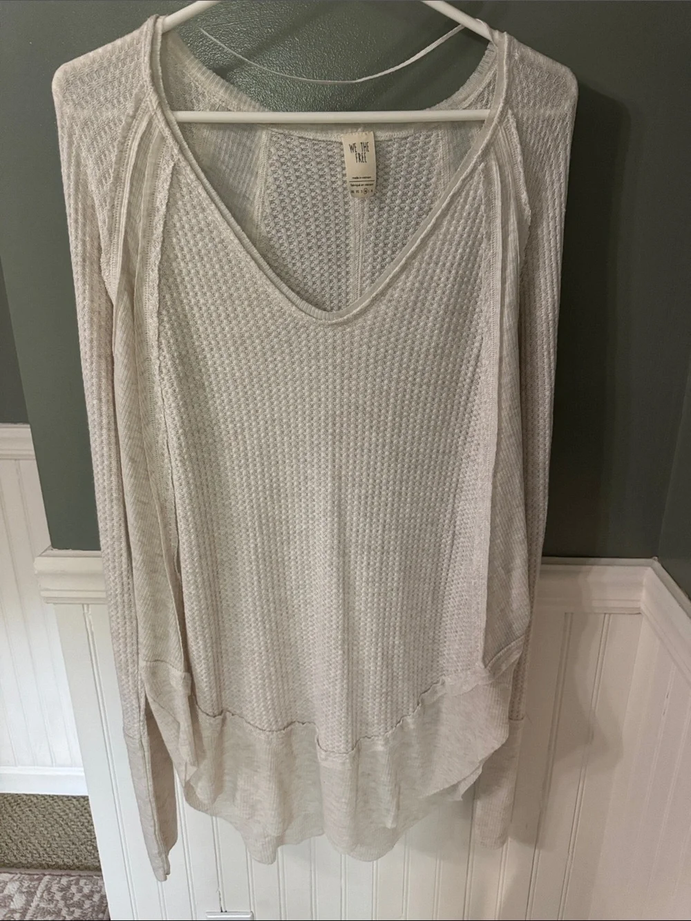 We The Free Ivory Waffle Knit V-Neck Top Oatmeal Heather NWT - Picture 1 of 7